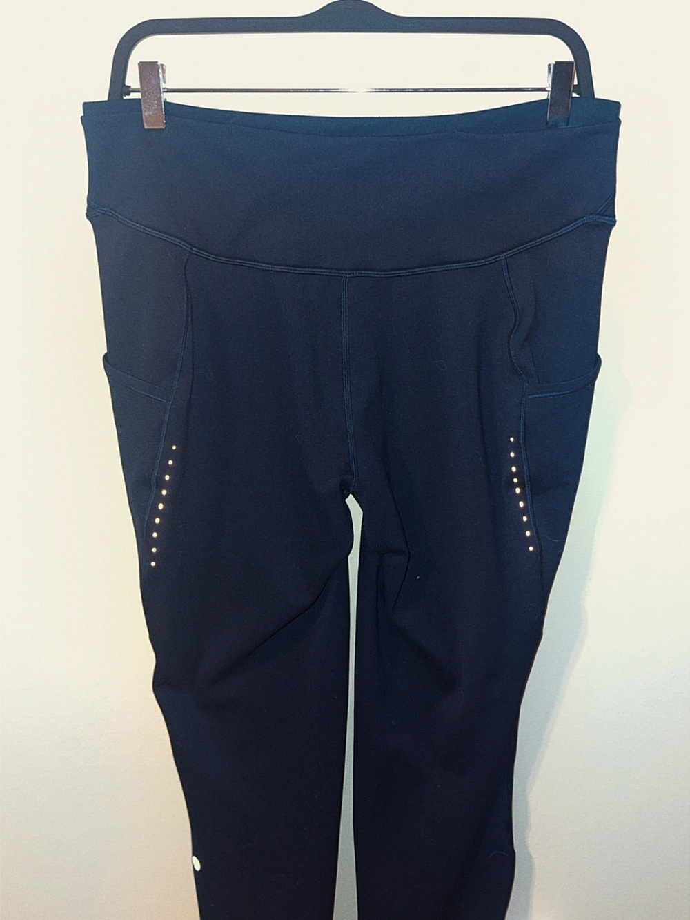 lululemon athletica Black Leggings with Side Pockets & Reflective Dots